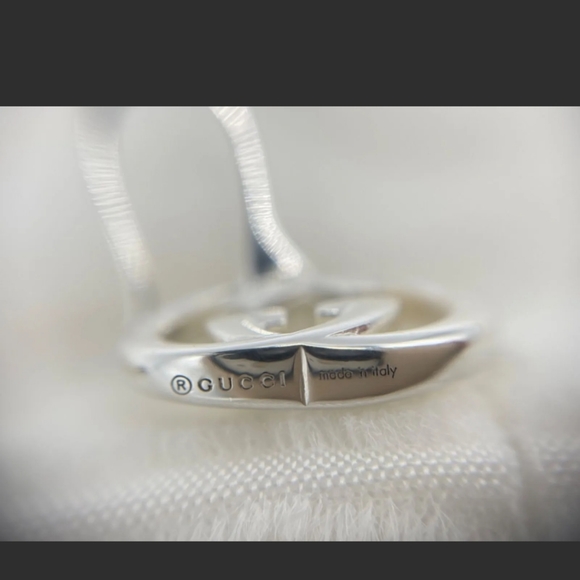 SALE!!! GORGEOUS NWOT Gucci Luxury Earrings! 💜💚💜💚💜 - Picture 6 of 12